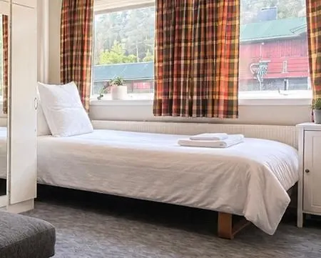 アパート In The Center Of Gol, Bed Linen & Towels Included *